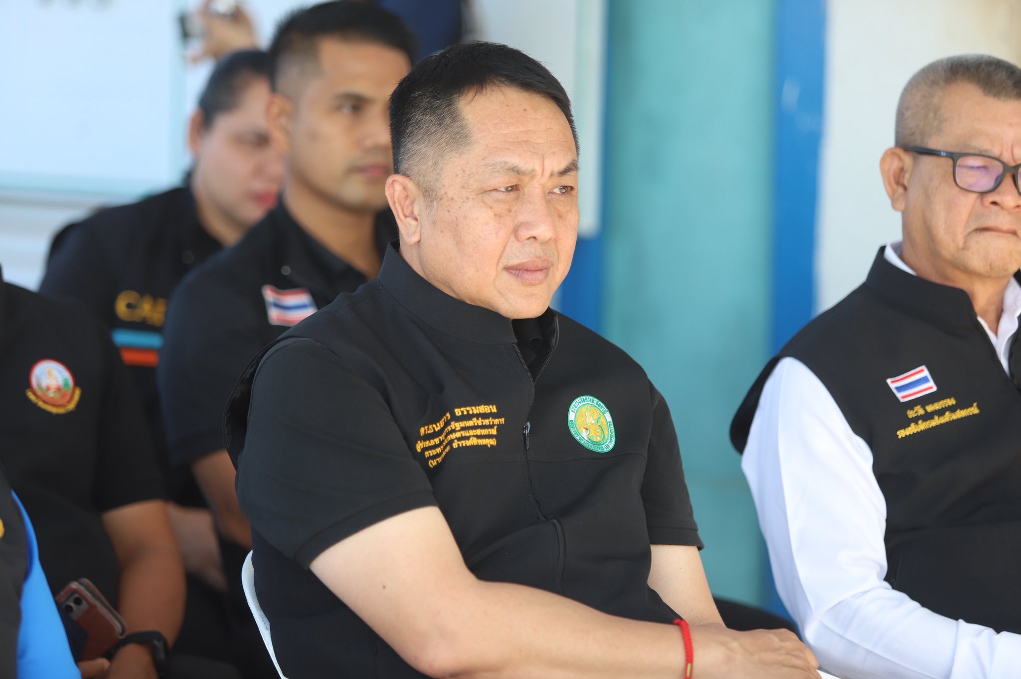 title - ข่าวดีชาวกระบี่ รมช.เกษตรฯ ลงพื้นที่ติดตามโปรเจกต์ยักษ์ ส.ป.ก. เร่งพัฒนาโครงสร้างพื้นฐานแปลงพื้นที่เป้าหมาย คทช. ในเขตปฏิรูปที่ดิน กว่า 4,300 ไร่ มุ่งสร้างอาชีพอย่างยั่งยืน